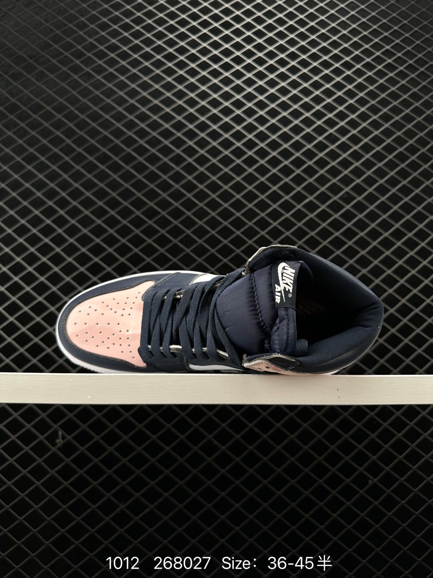 Nike Air Jordan 1 Retro High OG”Black/White“